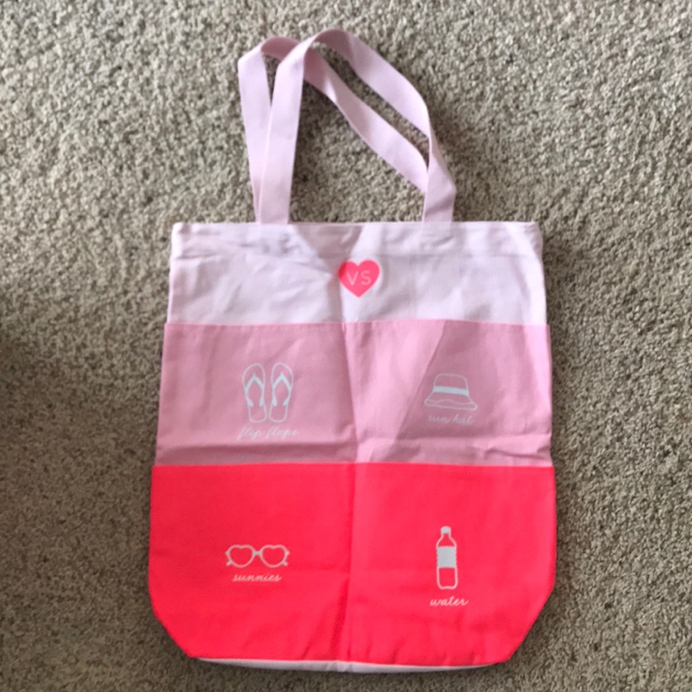 Super Cute Beach Bag With 4 Pockets! New!
